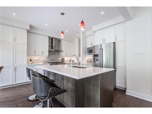 64 Elysian Fields Circle, Brampton, ON - Indoor Photo Showing Kitchen With Upgraded Kitchen