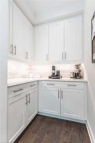64 Elysian Fields Circle, Brampton, ON - Indoor Photo Showing Kitchen