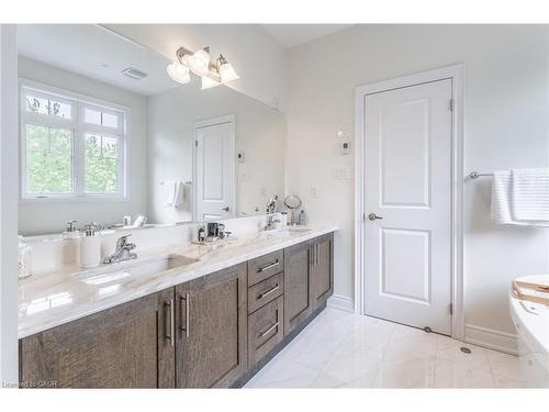 64 Elysian Fields Circle, Brampton, ON - Indoor Photo Showing Bathroom