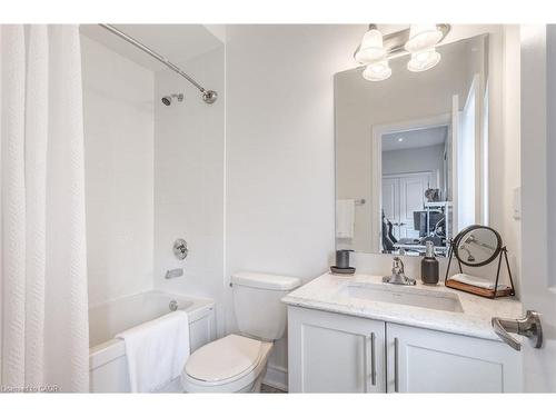 64 Elysian Fields Circle, Brampton, ON - Indoor Photo Showing Bathroom