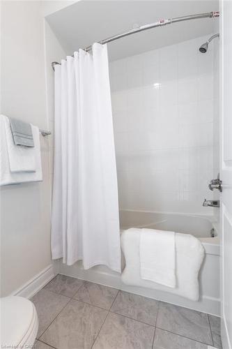 64 Elysian Fields Circle, Brampton, ON - Indoor Photo Showing Bathroom