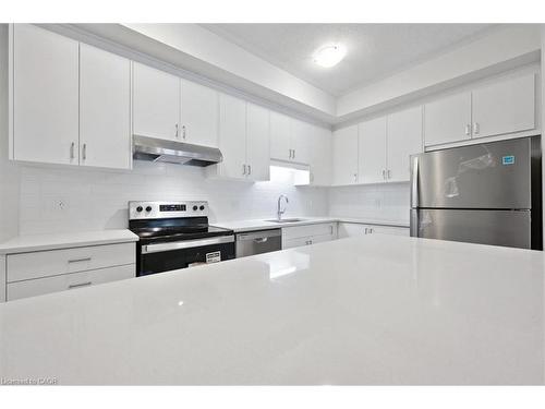 23 Reverie Way, Kitchener, ON - Indoor Photo Showing Kitchen With Stainless Steel Kitchen With Upgraded Kitchen