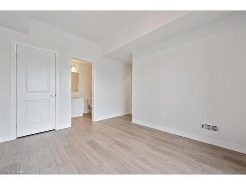 23 Reverie Way, Kitchener, ON - Indoor Photo Showing Other Room