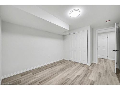 24 Derby Drive, Caledonia, ON - Indoor Photo Showing Other Room
