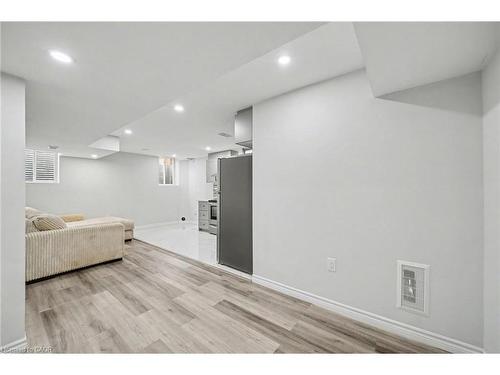 24 Derby Drive, Caledonia, ON - Indoor