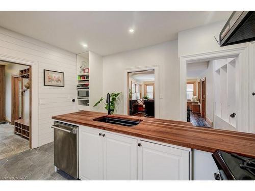 24 Manley Street, Ayr, ON - Indoor