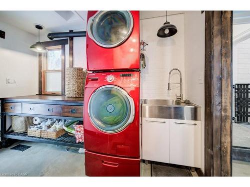 24 Manley Street, Ayr, ON - Indoor Photo Showing Other Room