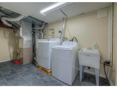 46 Guerin Avenue, Kitchener, ON - Indoor Photo Showing Laundry Room