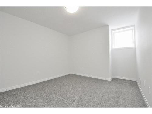 4-50 Faith Street, Cambridge, ON - Indoor Photo Showing Other Room