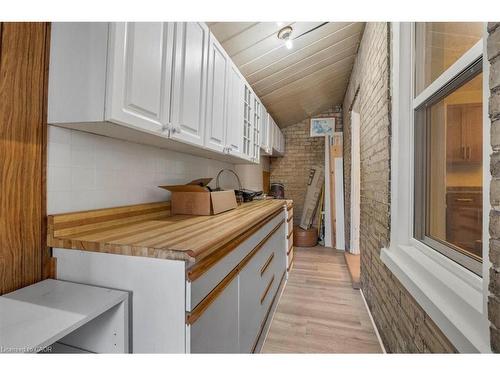 136 Wellington Street N, Kitchener, ON - Outdoor With Exterior