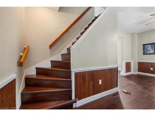 136 Wellington Street N, Kitchener, ON - Indoor Photo Showing Other Room