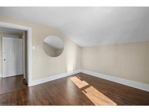 136 Wellington Street N, Kitchener, ON - Indoor Photo Showing Other Room