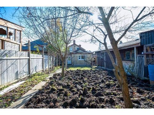 136 Wellington Street N, Kitchener, ON - Outdoor