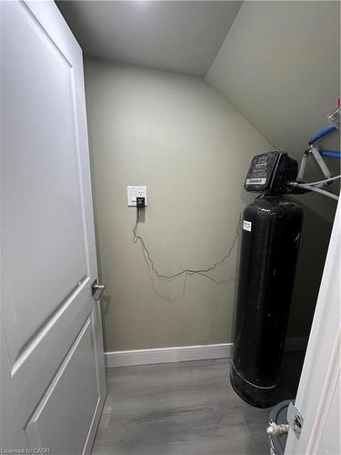 2 Austin Hewitt Street, Kitchener, ON - Indoor