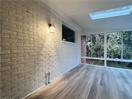 243 Appleby Line, Burlington, ON - Indoor Photo Showing Other Room