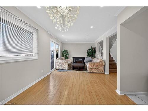 19 Hindquarter Crescent, Brampton, ON - Indoor