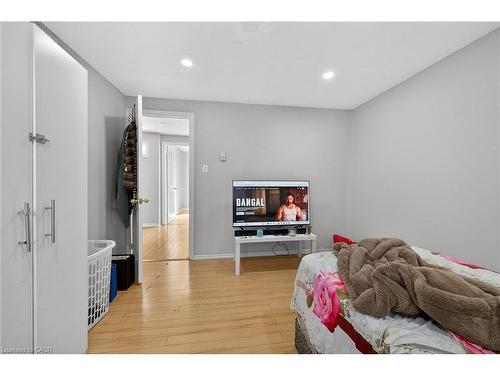 19 Hindquarter Crescent, Brampton, ON - Indoor Photo Showing Other Room