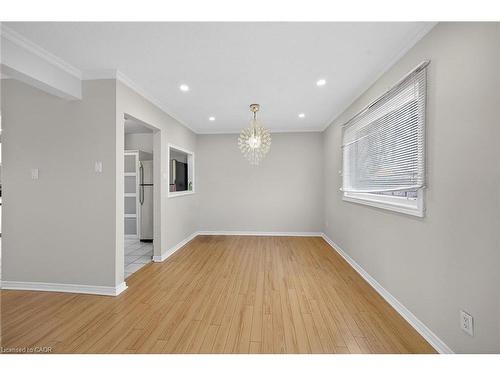 19 Hindquarter Crescent, Brampton, ON - Indoor Photo Showing Other Room