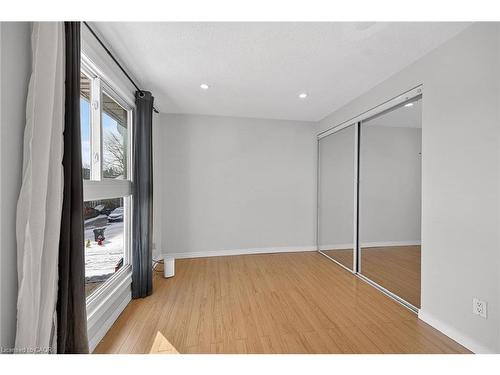 19 Hindquarter Crescent, Brampton, ON - Indoor Photo Showing Other Room