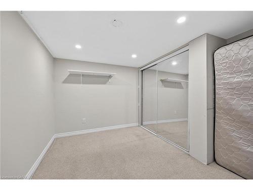 19 Hindquarter Crescent, Brampton, ON - Indoor