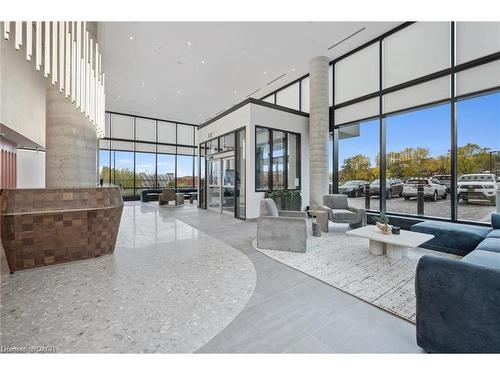 2908-25 Wellington Street S, Kitchener, ON - Indoor