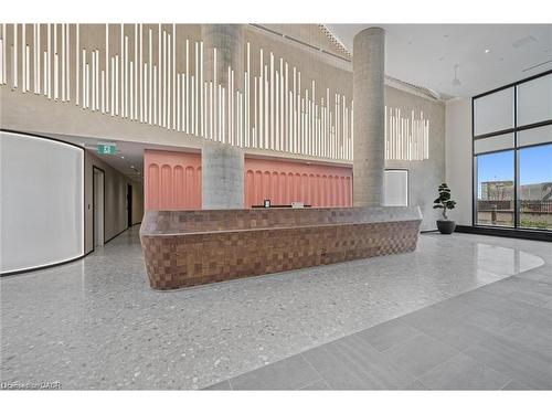 2908-25 Wellington Street S, Kitchener, ON - Indoor Photo Showing Other Room