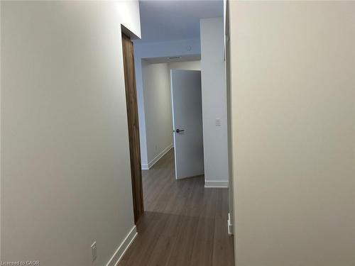 2908-25 Wellington Street S, Kitchener, ON - Indoor Photo Showing Other Room