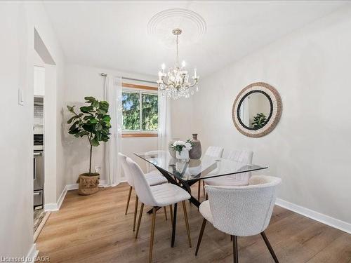 407 Grangewood Drive, Waterloo, ON - Indoor Photo Showing Dining Room