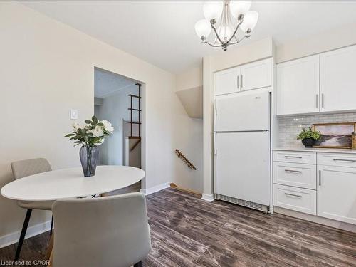 407 Grangewood Drive, Waterloo, ON - Indoor Photo Showing Dining Room