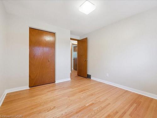 407 Grangewood Drive, Waterloo, ON - Indoor Photo Showing Other Room