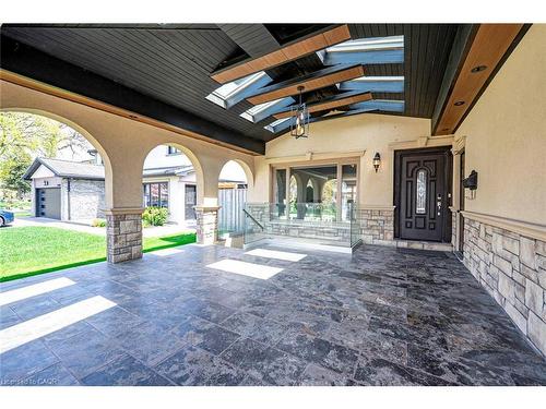 2344 Kenbarb Road, Mississauga, ON - Outdoor