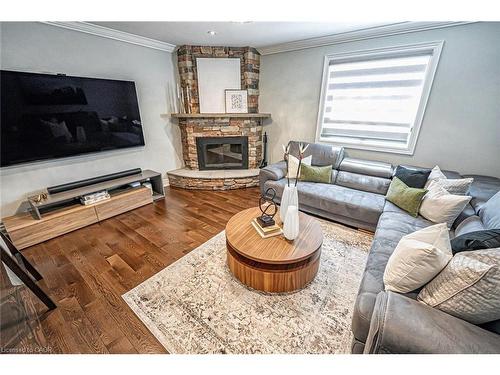 2344 Kenbarb Road, Mississauga, ON - Indoor Photo Showing Living Room With Fireplace