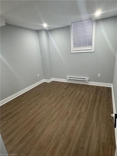 31 Elkington Lane, Brantford, ON - Indoor Photo Showing Other Room