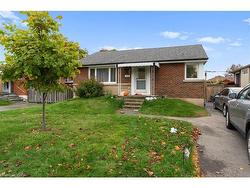 B-25 Castlefield Drive  Hamilton, ON L8T 3R1