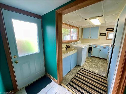 160 Woodburn Road, Hamilton, ON - Indoor