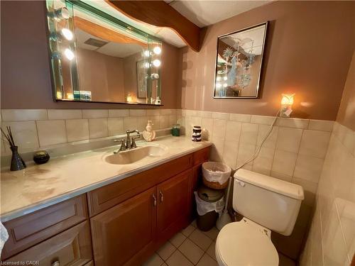 160 Woodburn Road, Hamilton, ON - Indoor Photo Showing Bathroom
