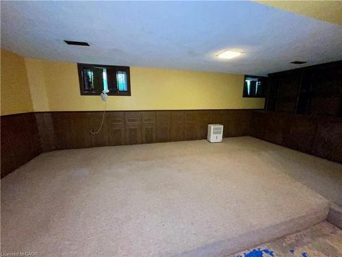 160 Woodburn Road, Hamilton, ON - Indoor