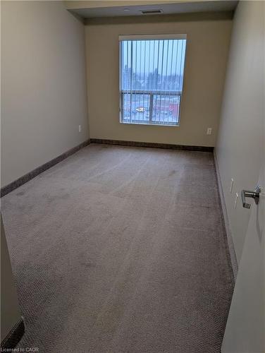 611-239 Auburn Drive, Waterloo, ON - Indoor Photo Showing Other Room