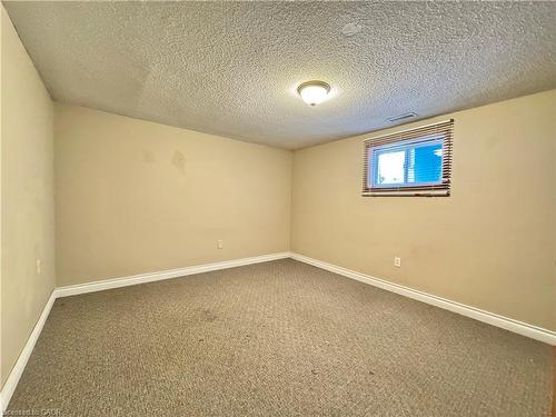349 Whitney Avenue, Hamilton, ON - Indoor Photo Showing Other Room