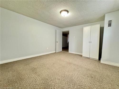 349 Whitney Avenue, Hamilton, ON - Indoor Photo Showing Other Room
