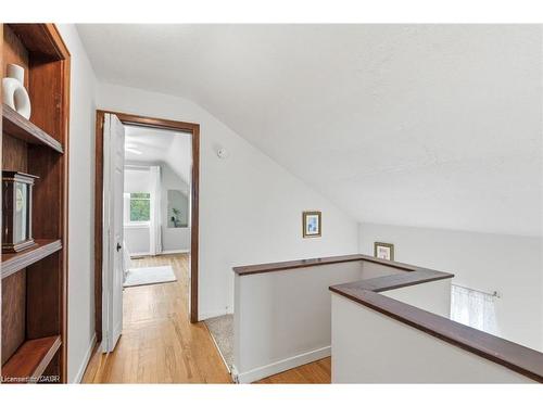 91 East 42Nd Street, Hamilton, ON - Indoor Photo Showing Other Room