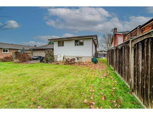 44 Reiner Crescent E, Wellesley, ON - Outdoor With Exterior