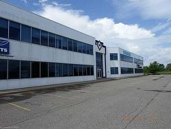 A2-201,202-735 South Service Road  Stoney Creek, ON L8E 5Z2