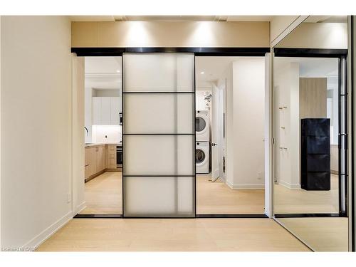 307-123 Maurice Drive, Oakville, ON - Indoor Photo Showing Other Room