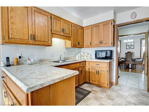 67 Durham Street, Kitchener, ON - Indoor Photo Showing Kitchen