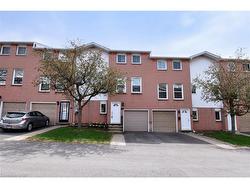 15-1255 Upper Gage Avenue  Hamilton, ON L8W 3C7