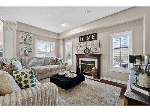 39 Pinebrook Circle, Caledon, ON - Indoor Photo Showing Living Room With Fireplace