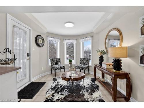 39 Pinebrook Circle, Caledon, ON - Indoor Photo Showing Other Room