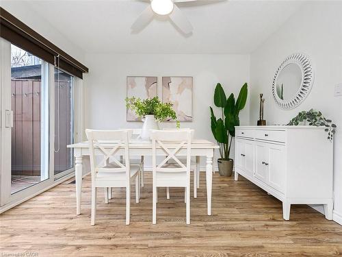 655 Lomond Crescent, Burlington, ON - Indoor Photo Showing Dining Room