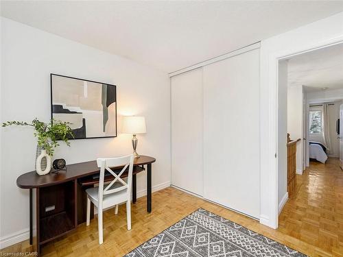 655 Lomond Crescent, Burlington, ON - Indoor